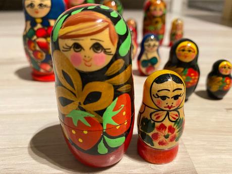 Sada krásne 2 originál dovezené matriošky z ruska,