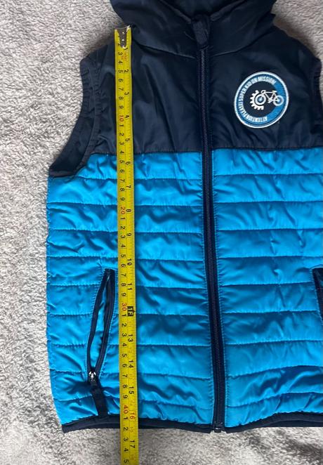 Chlapčenská vesta č. 122, topolino,122