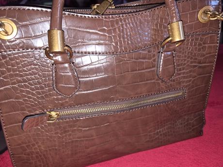 Taška guess., 