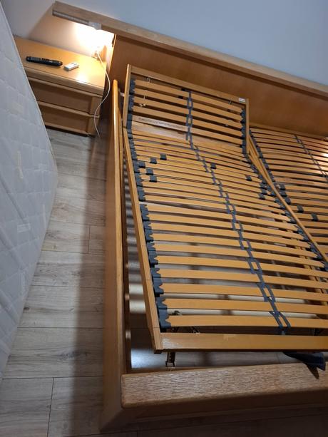 Predam postel a skrinu, dĺžka (cm): 200