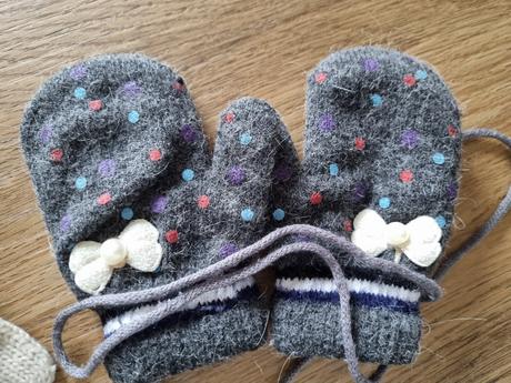 Rukavicky pre dievcatko 1-2 roky, 86–98