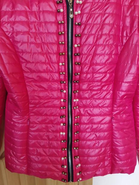 Krásna nová bundička, 38