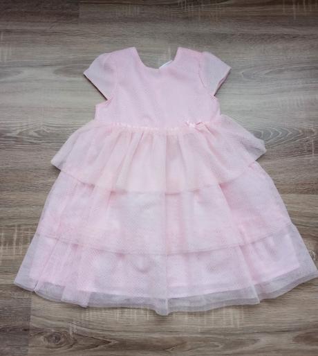 Slávnostné šaty, 98