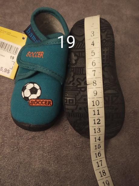 Nove topanočky 19, 19