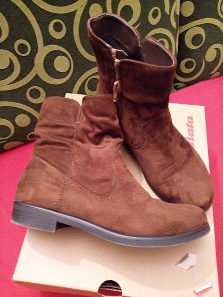 Krátke čižmy, baťa,36