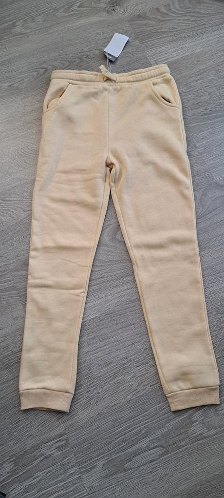 Tepláky, sinsay,146