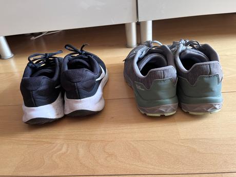 2 pary tenisky v. 41 symbolicka cena, nike,41