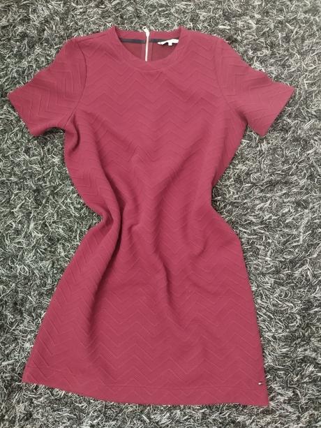 Krásne nové šaty tommy hilfiger m, tommy hilfiger,m