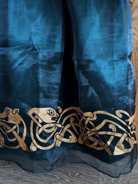 Šaty na karneval merida veľ 120, 