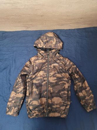 Vetrovka, reserved,128