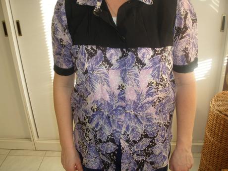 Fialovočierna blúzka, m