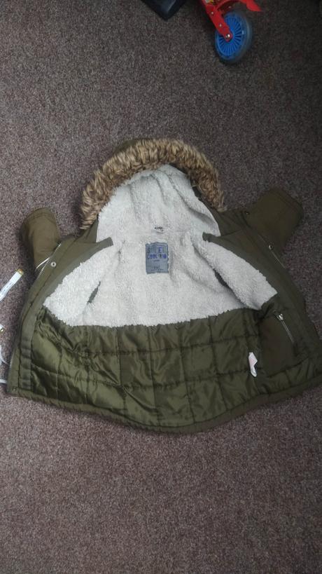 Bunda na zimu, f&f,104