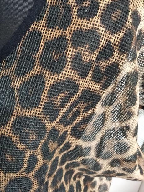 Sieťované top, atmosphere,44