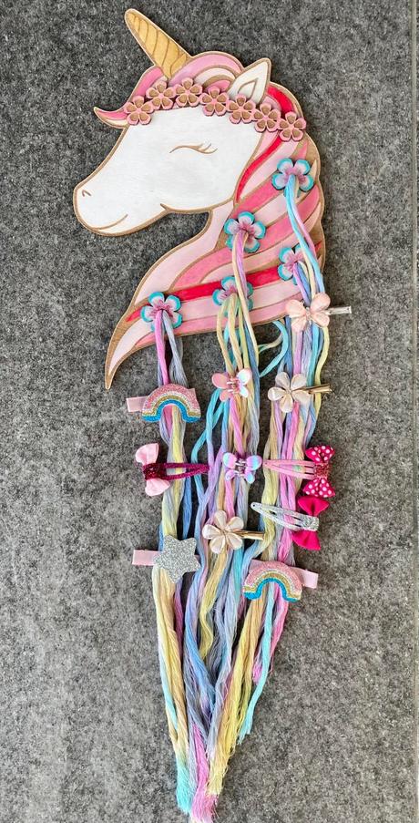 Sponkovník jednorožec,