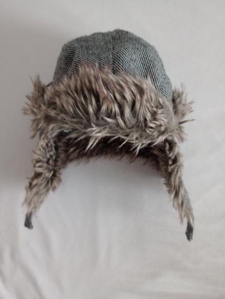 Čiapka next, next,52