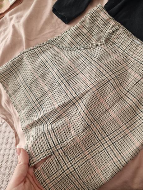 Karovana sukňa s tričkom, 122–134