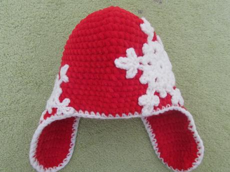 Krásna háčkovaná mäkká vlnená čiapka s vločkami, 98