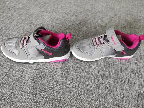 Predám wilard tenisky, 32