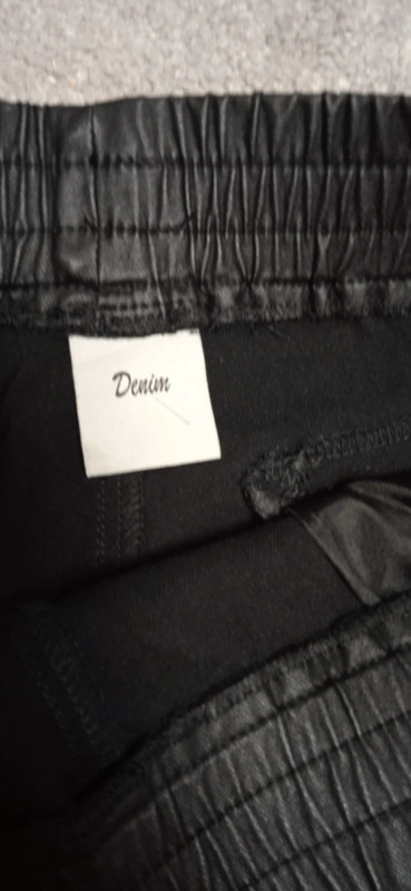 Koženkové kraťasy l, l