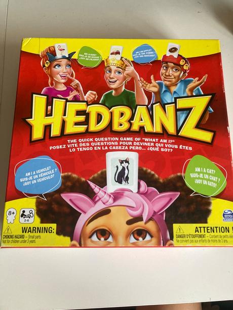 Hadacia spolocenska hra, 