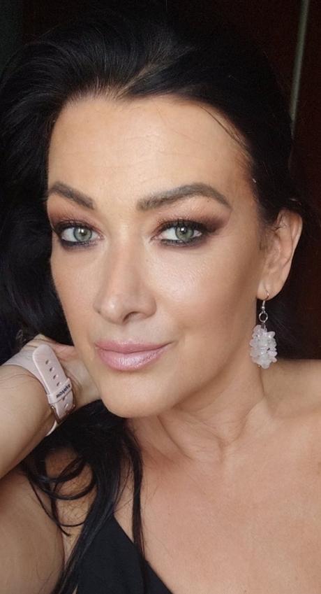 Náušnice s ruzeninu, 