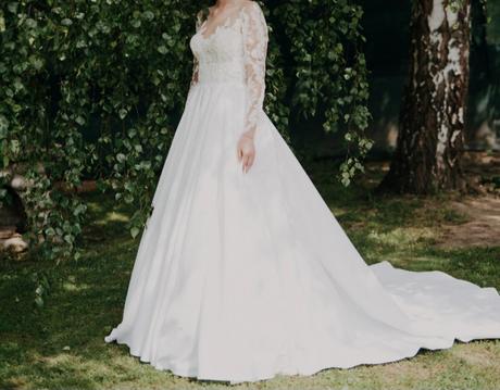 Prekrásne svadobné šaty na predaj - veľkosť 36/s, s