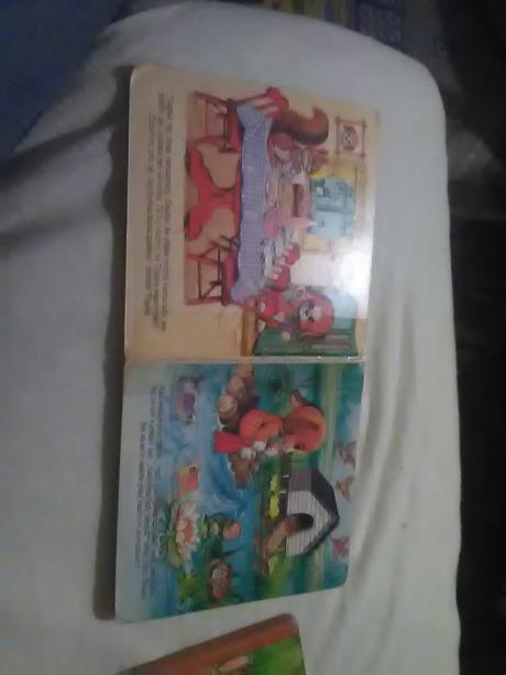 Knihy o tlapke a micke, 