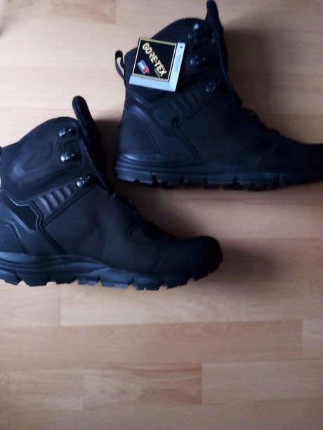 Kanady gore-tex - nové, 44