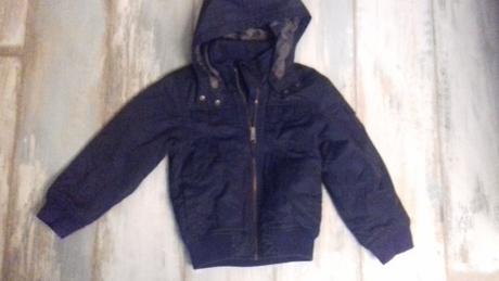 Tmavomodra bunda, h&m,122