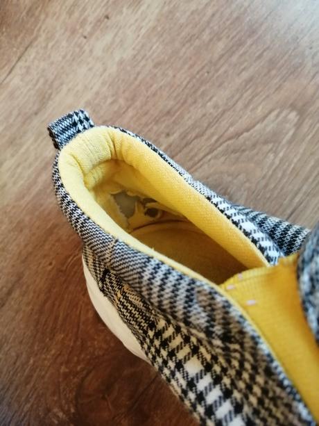 Mokasiny karovane, reserved,35