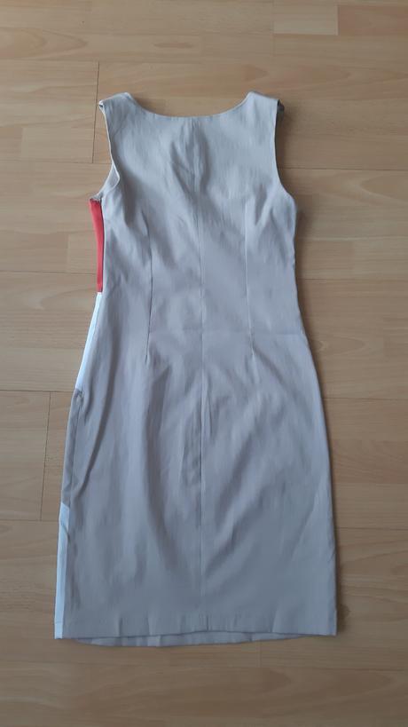 Puzdrové šaty., 36