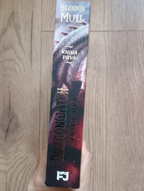 Knihy dragonwatch,