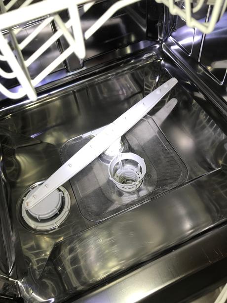 Umývačka riadu whirlpool -predané, whirlpool