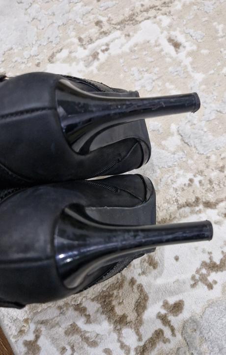 Kožené členkové čižmičky, gino rossi,36