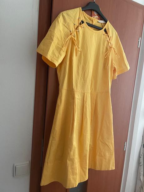 Krásne ležérne letné saty zn reserved, reserved,38