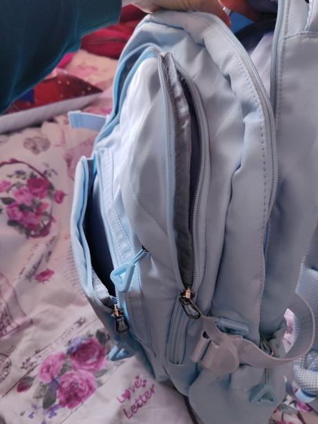 Ruksak skolsky s peracnikom, 