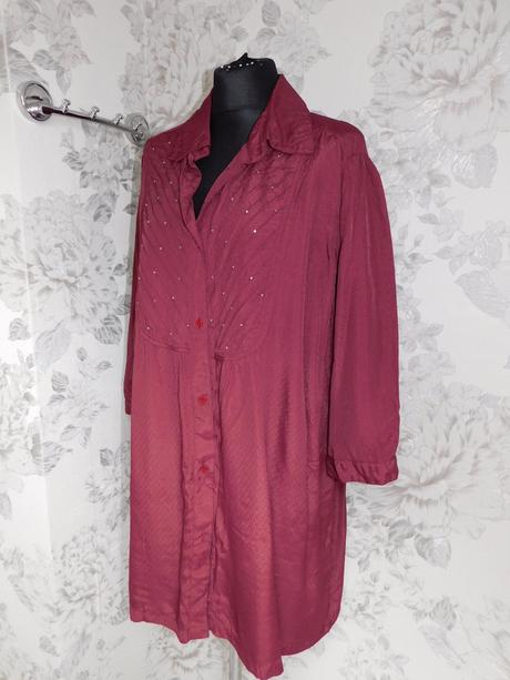 Pekna košelova bluzka, 54