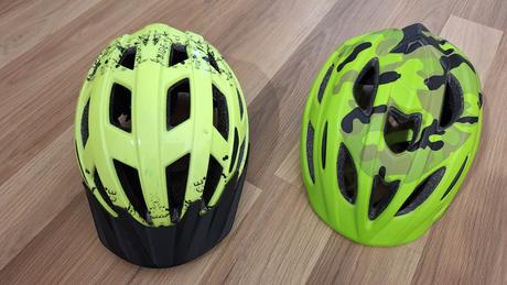 Cyklisticke prilby s a m, s