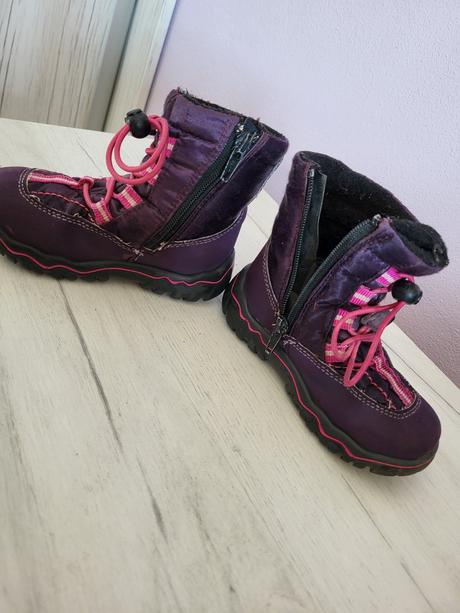 Čižmičky fila, fila,23