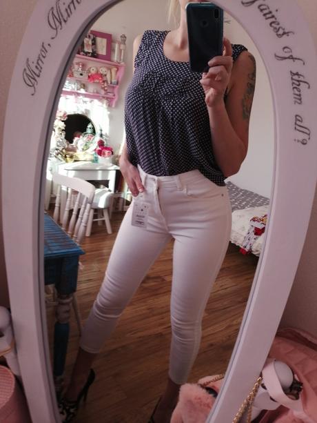 Jemne bodkovaná blúzka, s