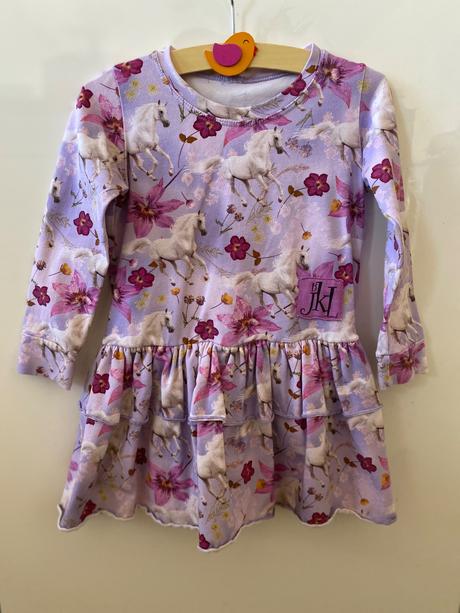 Šaty slovenskej zn. jakalu, 110