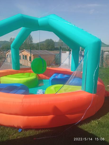 Požičaj si ma na party,