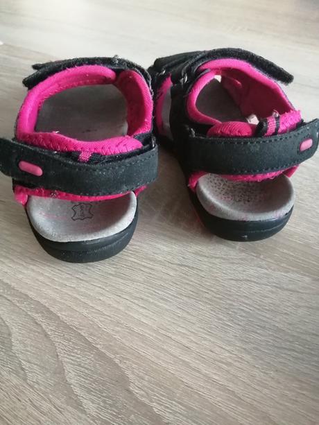 Sandálky, 29