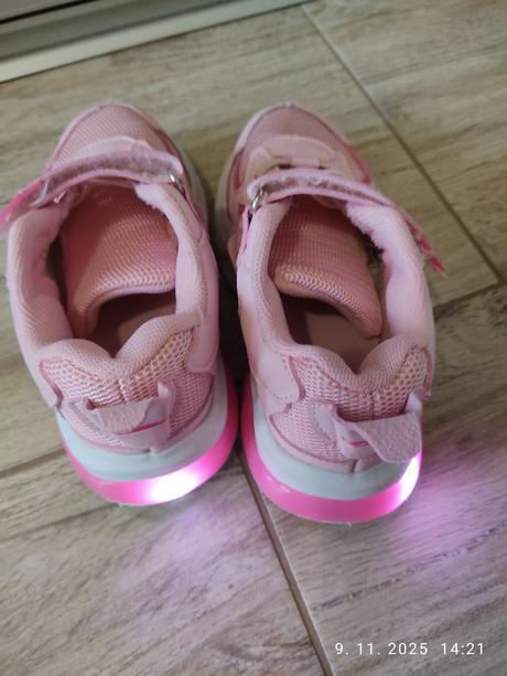 Tenisky sprandi blikajúce ., sprandi,27