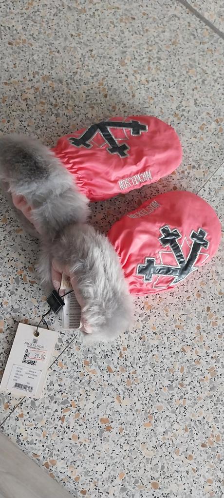 Rukavice nickelson 7-10 cca nove, 140