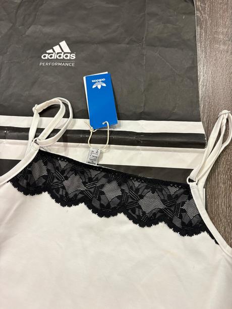 Adidas nove damske šaty s čipkou m, adidas,m