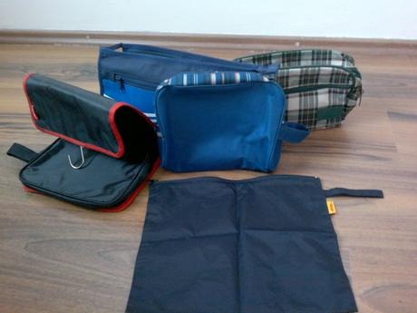 Kozmeticke tasky,sportova taska,kabelky+na doklady, 