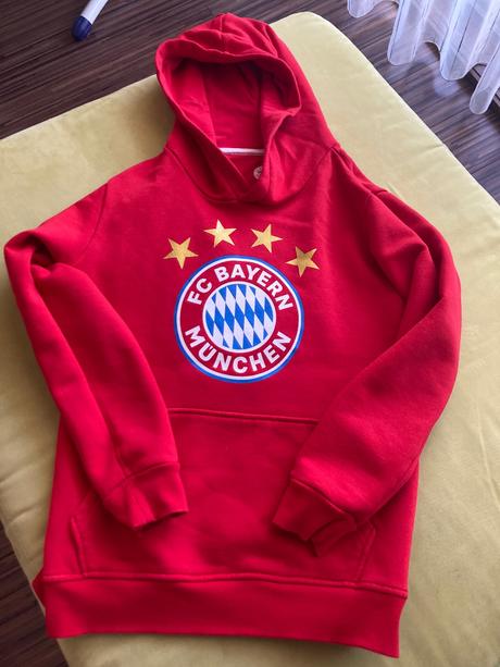 Cervena mikina bayern, 164