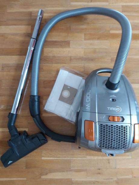 Vysavač eta + 3ks vrecka, eta