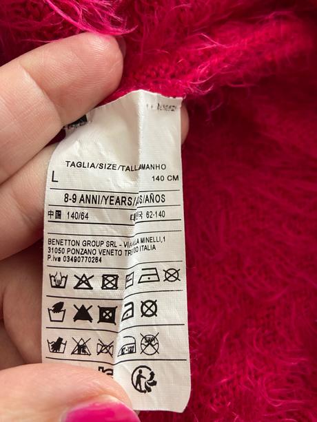 Teplý jemný pulovrík, benetton,140